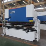 Fabricado en China fabricante de freo de prensa 3 + 1 eixo cnc, máquina de dobra hidráulica á venda